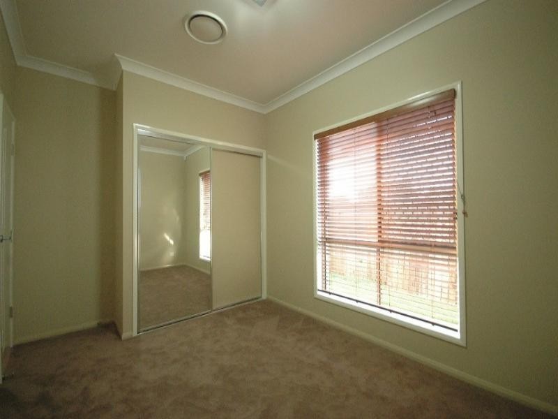 2/ Highgrove Drive, Highfields QLD 4352