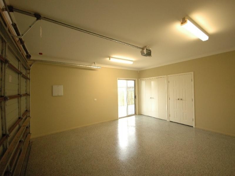 2/ Highgrove Drive, Highfields QLD 4352