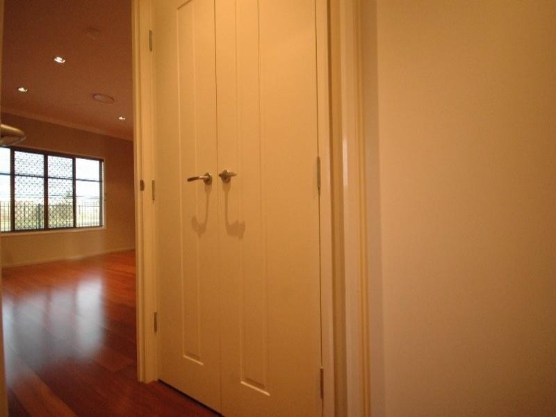 2/ Highgrove Drive, Highfields QLD 4352