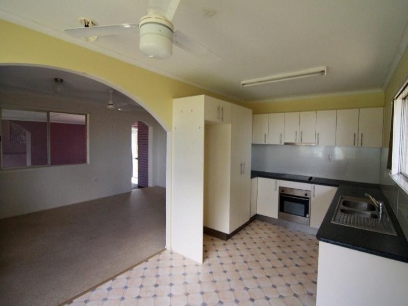 54 Hampton Street, Harristown QLD 4350