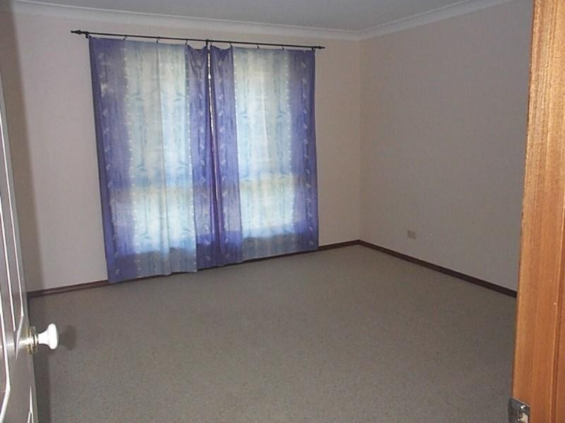 2 Petunia Court, Middle Ridge QLD 4350