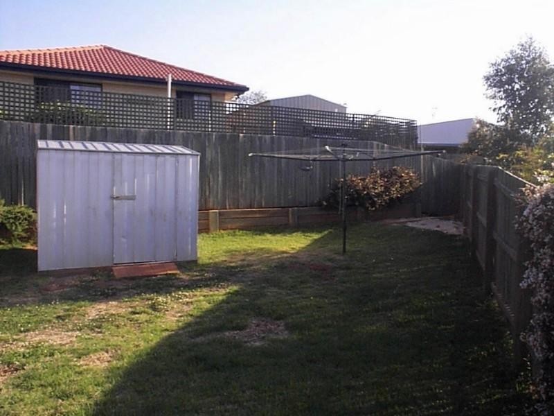 2 Petunia Court, Middle Ridge QLD 4350