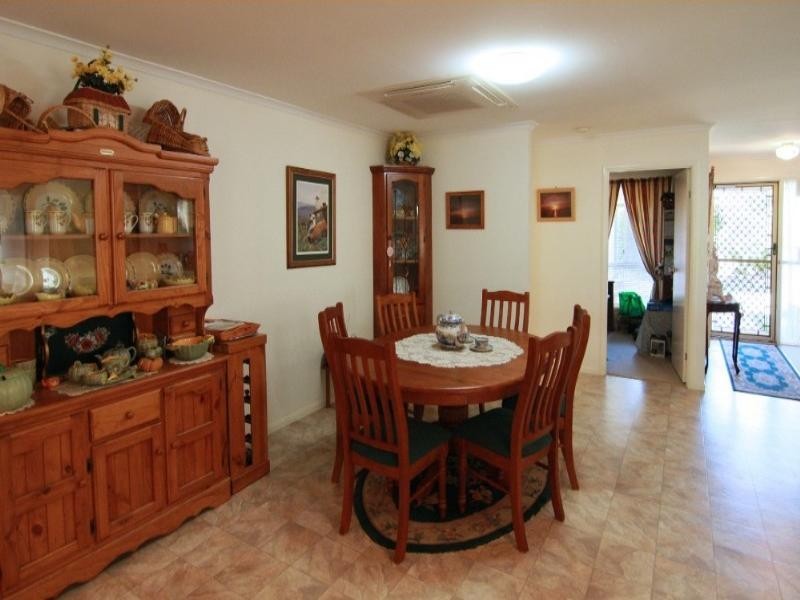 2 Carys Road, Glenvale QLD 4350