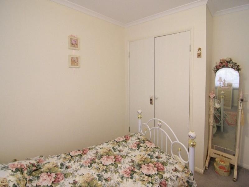 2 Carys Road, Glenvale QLD 4350