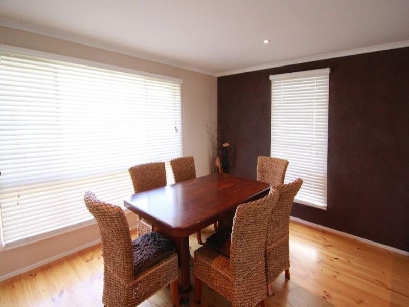 53 Kingsford Smith Drive, Wilsonton QLD 4350