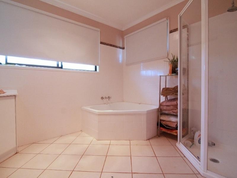 53 Kingsford Smith Drive, Wilsonton QLD 4350