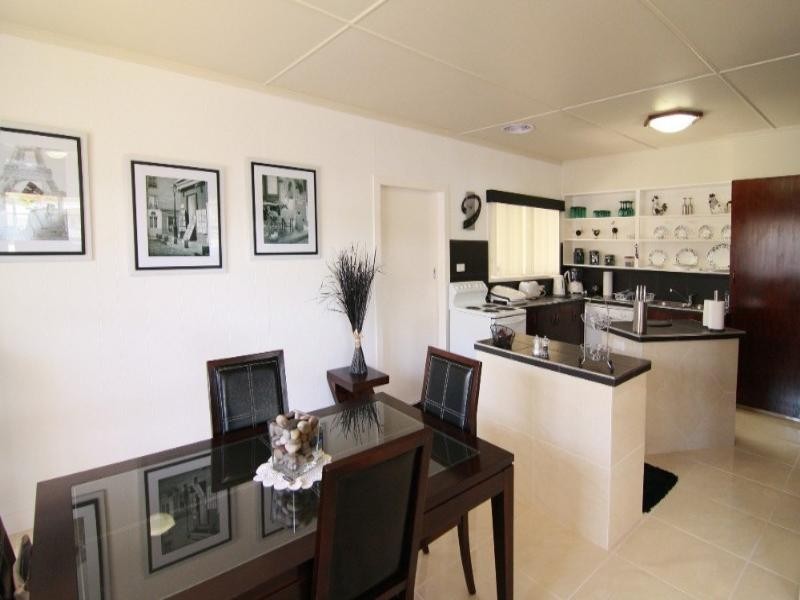 16 Gladstone Street, Newtown QLD 4350