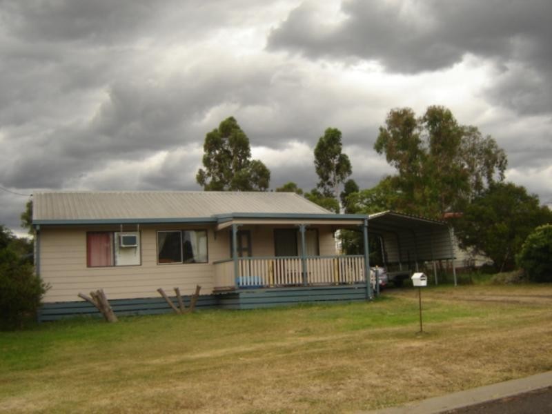 5 Queen Street, Kingsthorpe QLD 4400