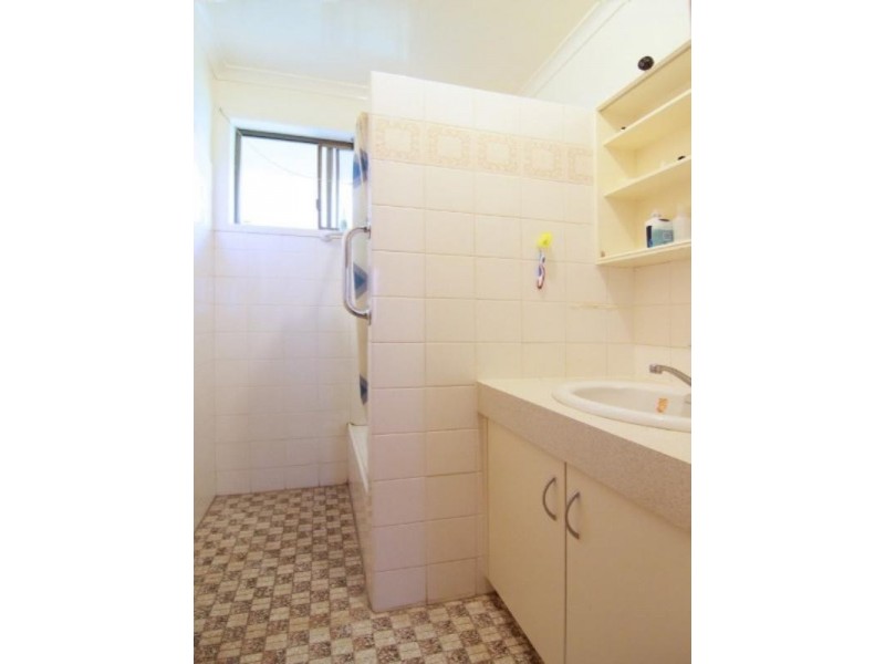 1/210A West Street, South Toowoomba QLD 4350