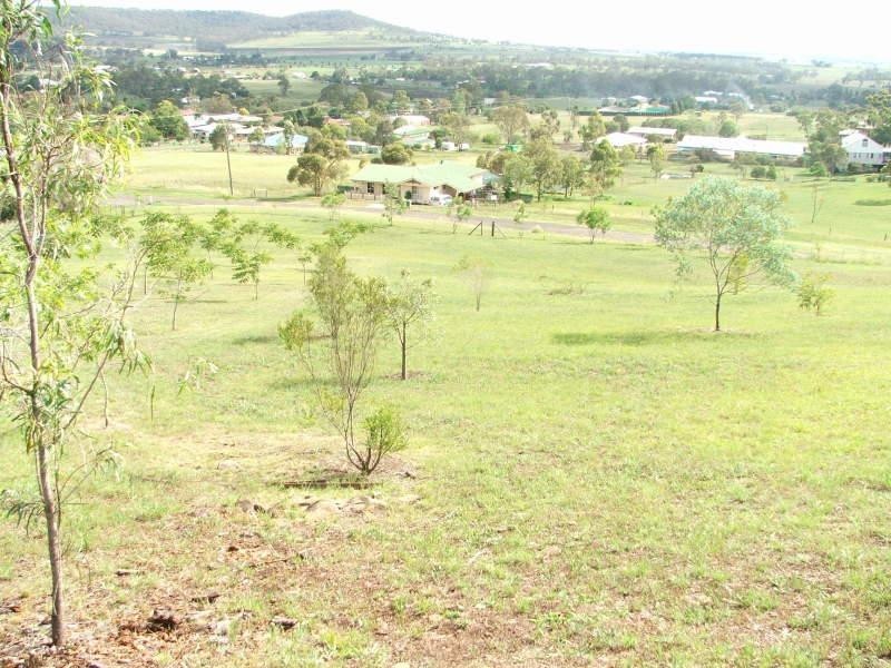 94 Cambooya Street, Drayton QLD 4350