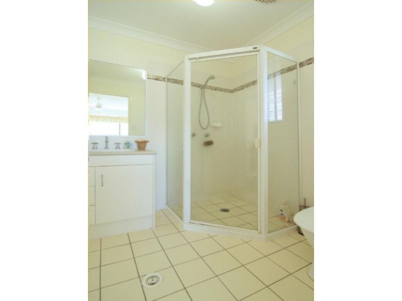 22 Federation Drive, Highfields QLD 4352