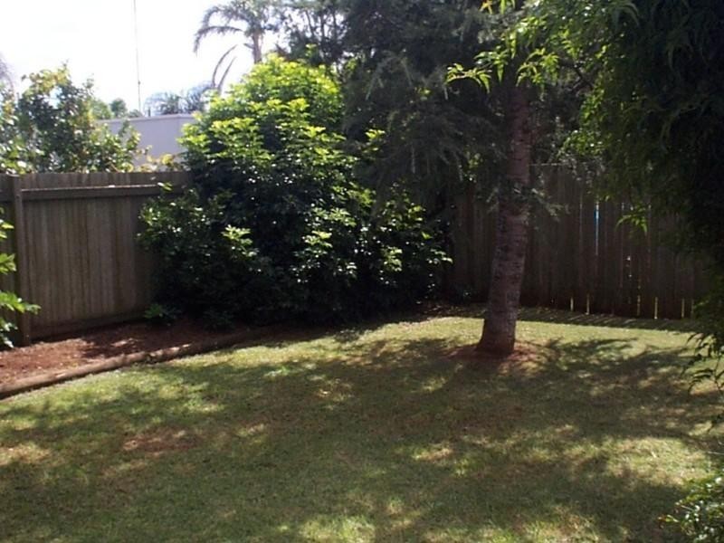5 Roslyn Street, Centenary Heights QLD 4350