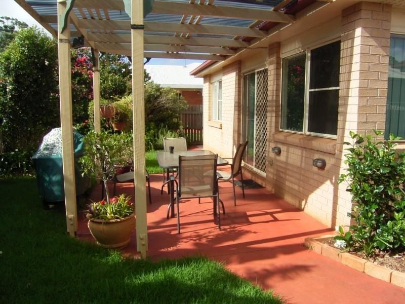 614 Hume Street, Middle Ridge QLD 4350