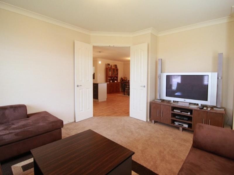 19 Ashford Drive, Wyreema QLD 4352