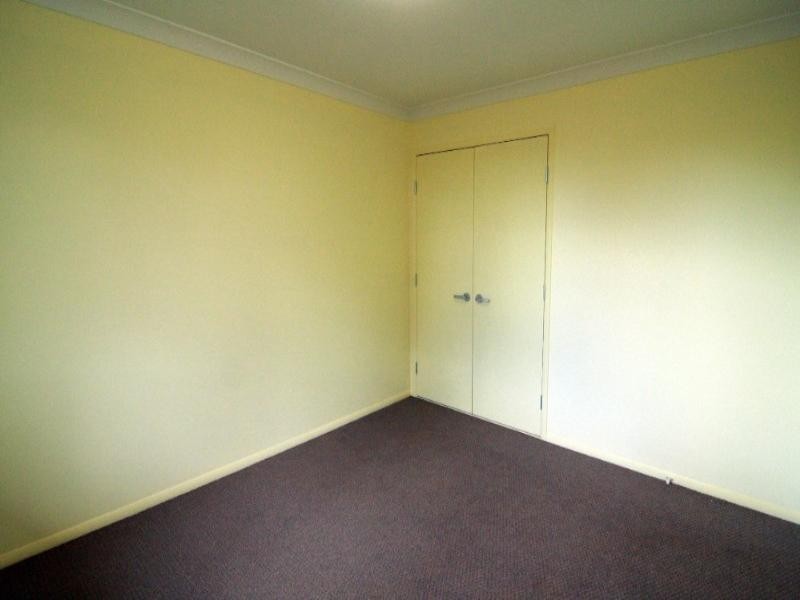 1/4 Boxall Street, Newtown QLD 4350