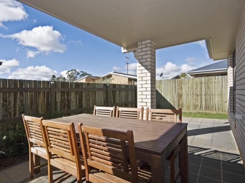 1/14 Sambar Court, Kearneys Spring QLD 4350