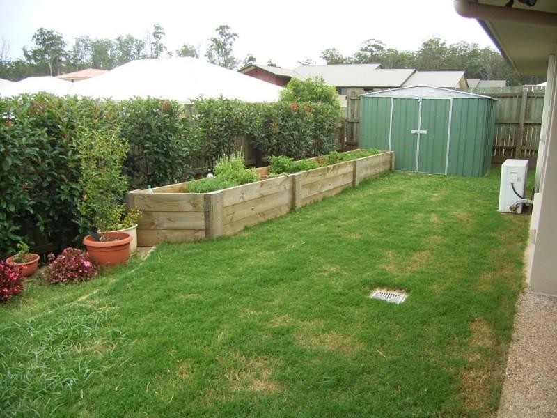 13 Currawong Street, Middle Ridge QLD 4350