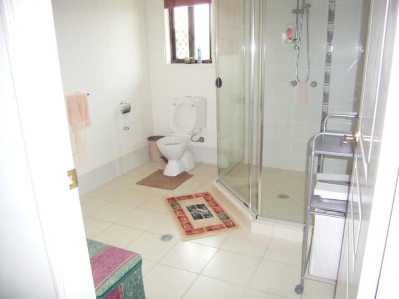 13 Currawong Street, Middle Ridge QLD 4350