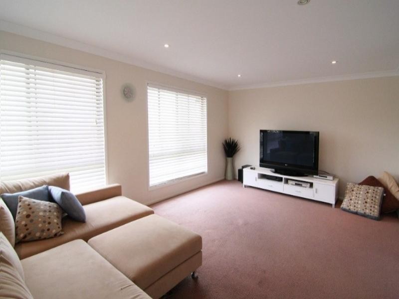 10 Wellington Street, Wyreema QLD 4352