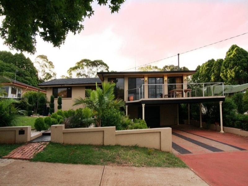 25 Catto Street, Centenary Heights QLD 4350