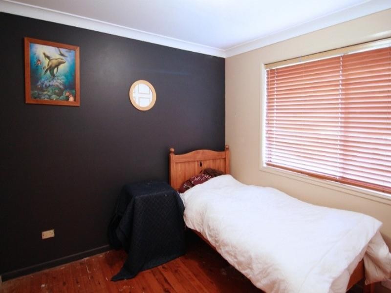 25 Catto Street, Centenary Heights QLD 4350