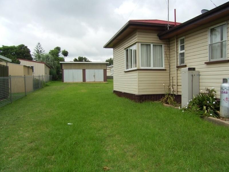 2-4 Park Street, Wilsonton QLD 4350