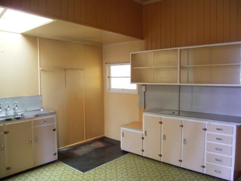 2-4 Park Street, Wilsonton QLD 4350
