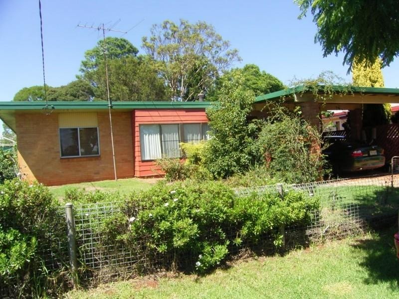 72 Dunne Street, Harristown QLD 4350