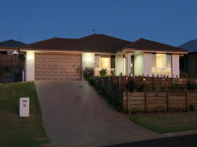 14 McShane Drive, Mount Kynoch QLD 4350