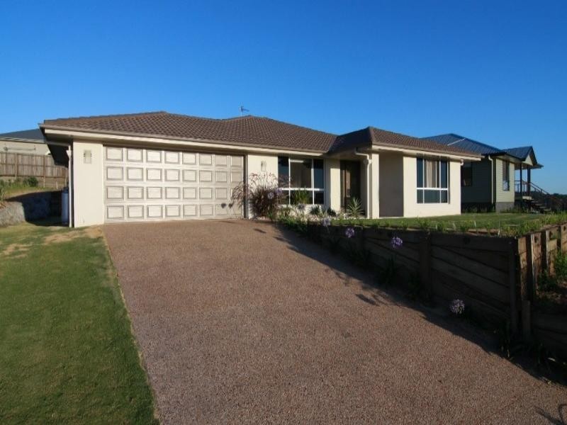14 McShane Drive, Mount Kynoch QLD 4350