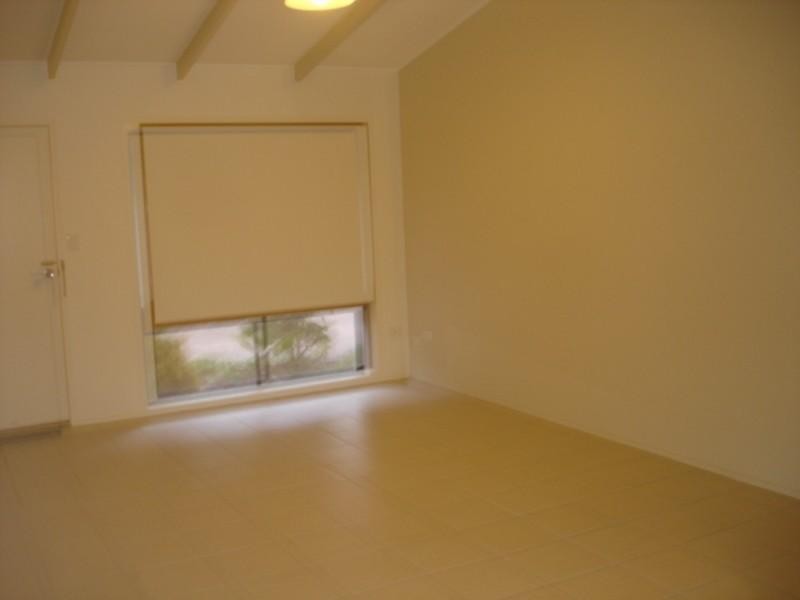 1/59 Kitchener Street, South Toowoomba QLD 4350