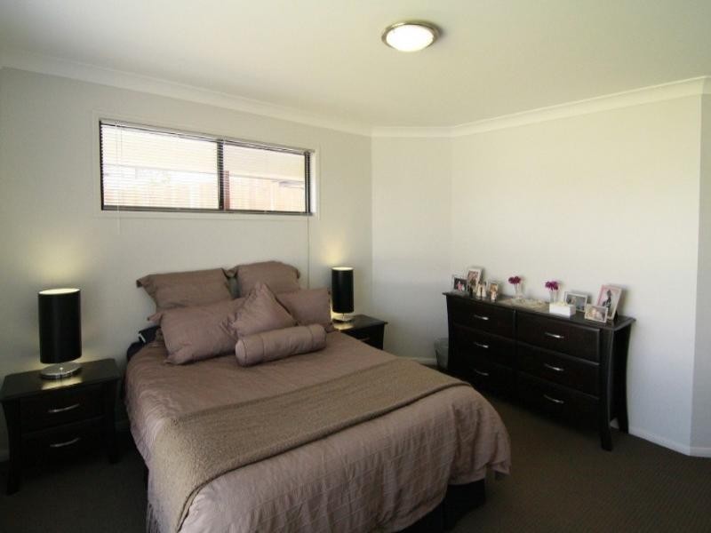 18 Edwin Street, Westbrook QLD 4350