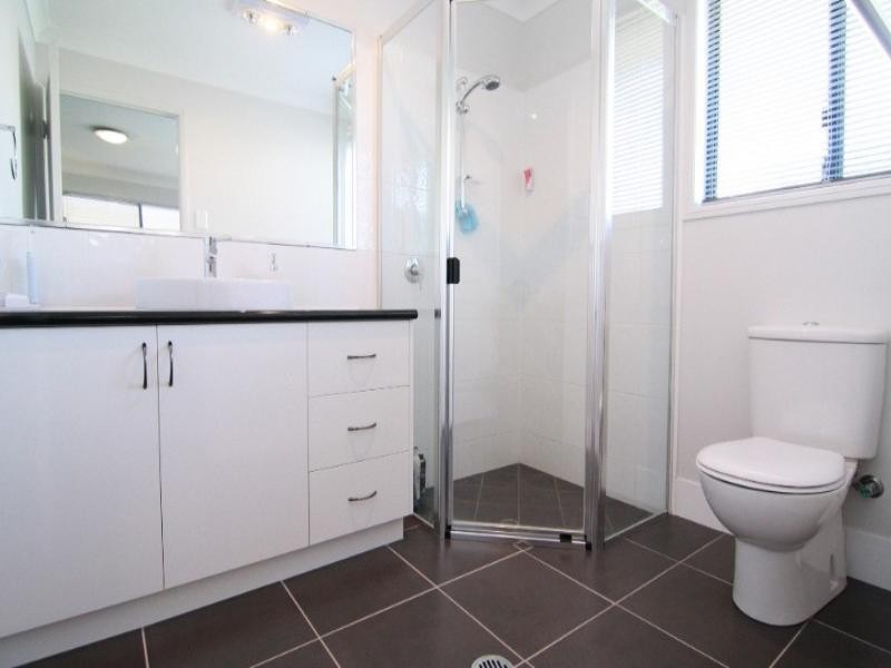 18 Edwin Street, Westbrook QLD 4350