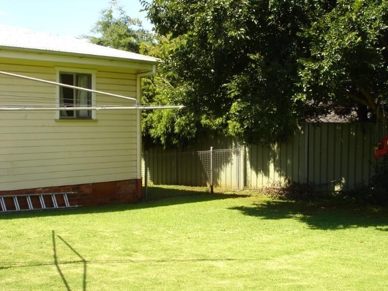 14 Dalgleish Street, South Toowoomba QLD 4350