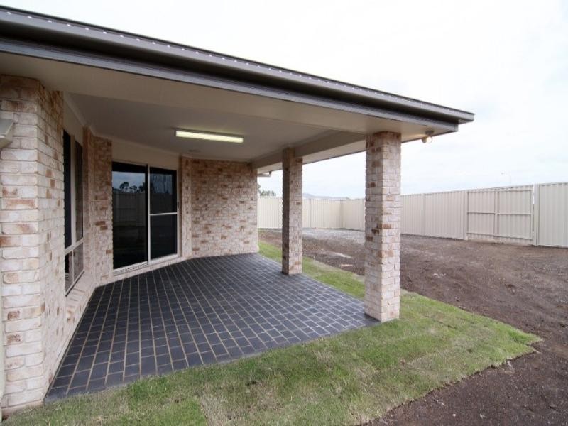 58 Whitman Street, Westbrook QLD 4350