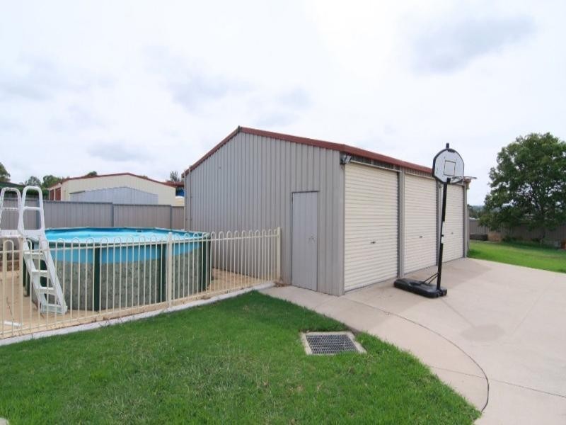 15 Crockers Road, Westbrook QLD 4350