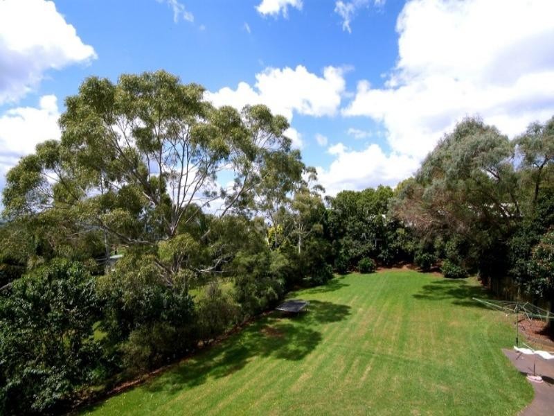 Mount Lofty QLD 4350