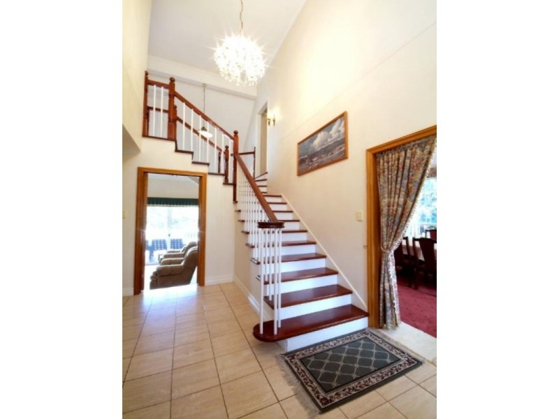 Mount Lofty QLD 4350