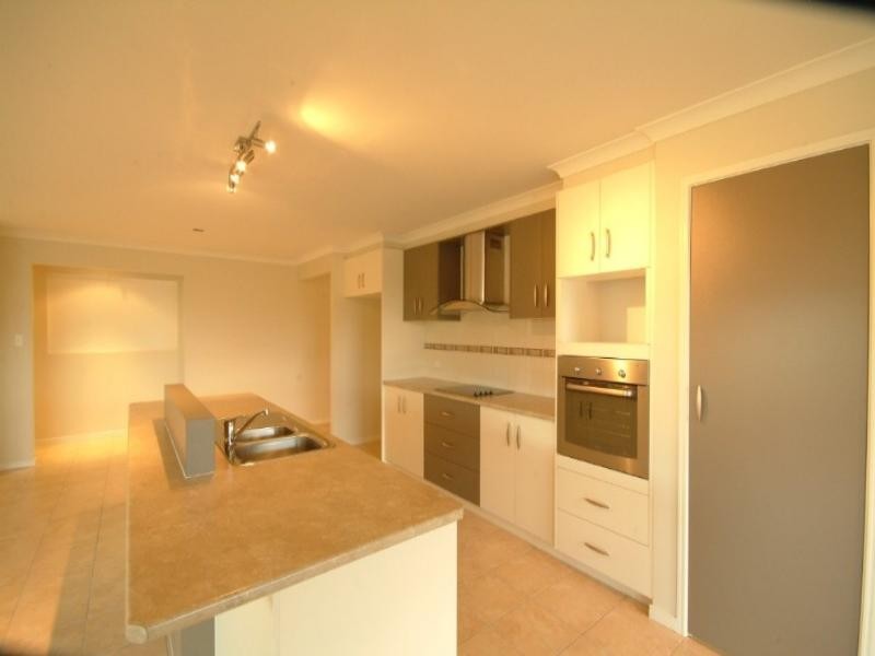 1 Grundy Street, Westbrook QLD 4350