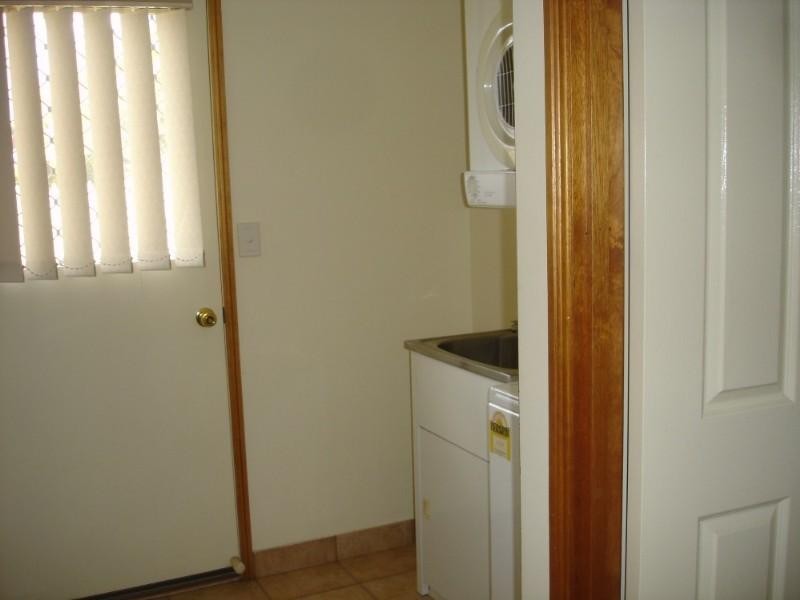 2/23 Platz Street, Darling Heights QLD 4350