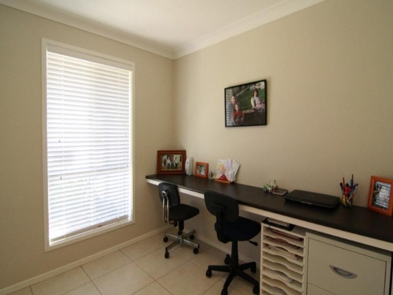 42 Shoesmith Road, Westbrook QLD 4350