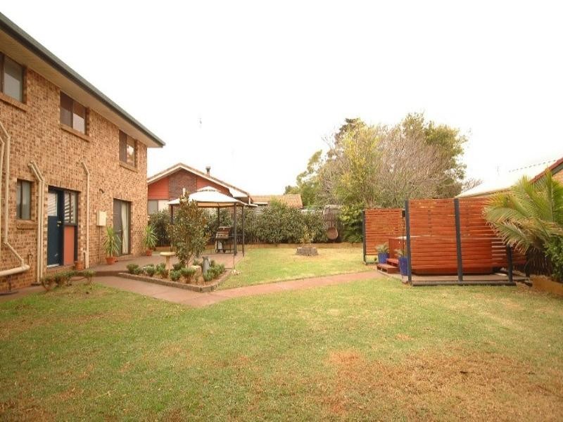 20 Orchid Street, Centenary Heights QLD 4350