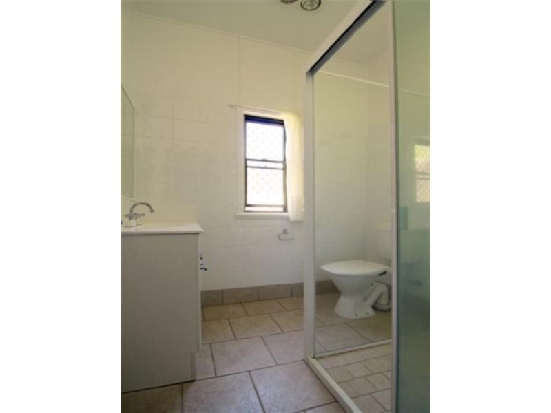 7 Burton Street, Harristown QLD 4350
