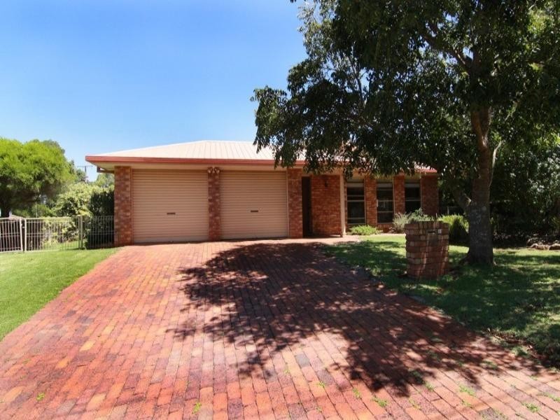 4 Karyn Street, Centenary Heights QLD 4350