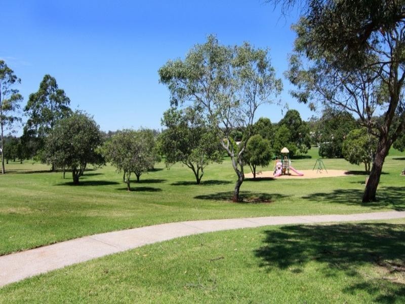 4 Karyn Street, Centenary Heights QLD 4350