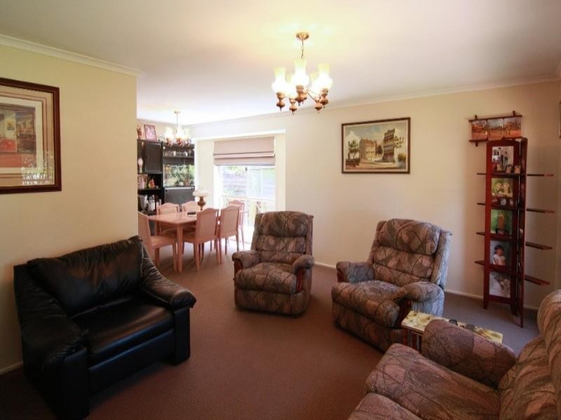 4 Karyn Street, Centenary Heights QLD 4350