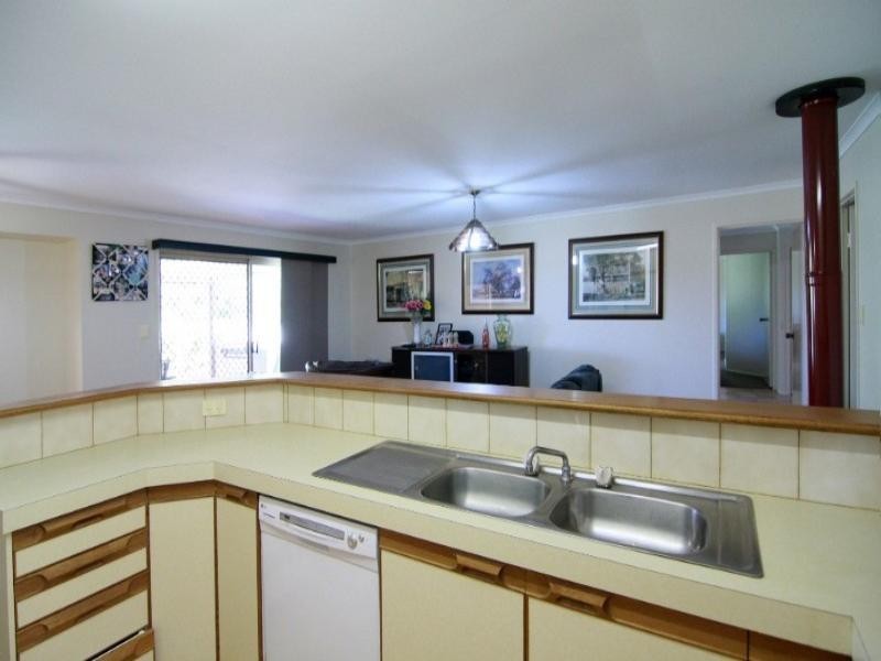 4 Karyn Street, Centenary Heights QLD 4350