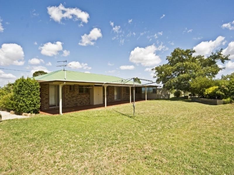 1 Janet Drive, Vale View QLD 4352