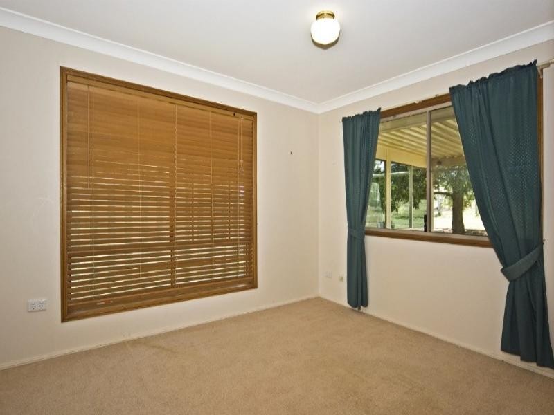 1 Janet Drive, Vale View QLD 4352