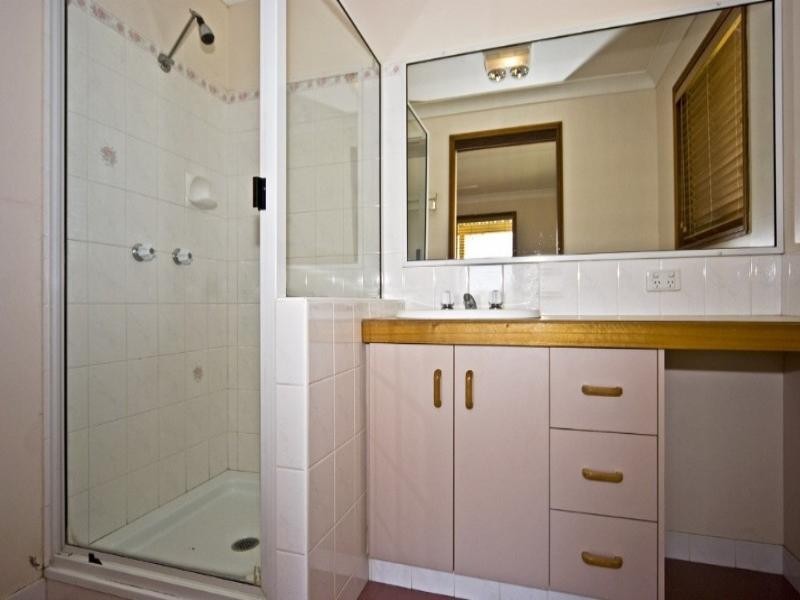 1 Janet Drive, Vale View QLD 4352